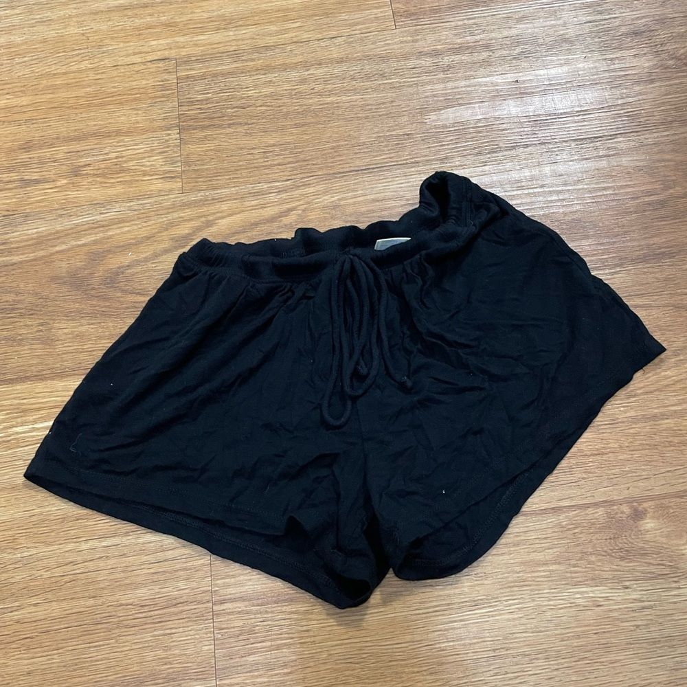 The Prairie size XS black shorts